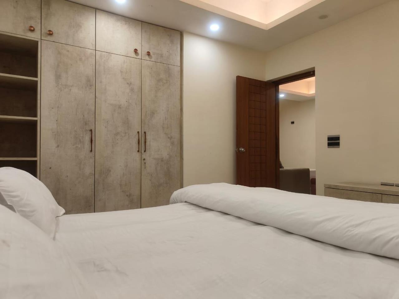 Villa In Vrindavan, Hare Krishna M Dış mekan fotoğraf